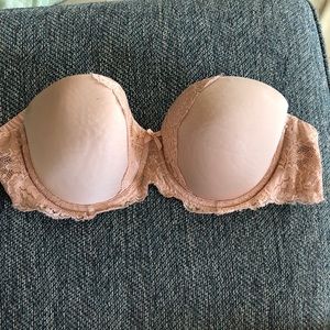 Strapless tan bra